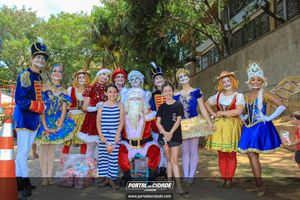 Natal na Pra&ccedil;a da Bica 