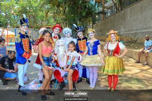 Natal na Pra&ccedil;a da Bica 
