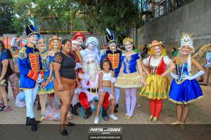 Natal na Pra&ccedil;a da Bica 