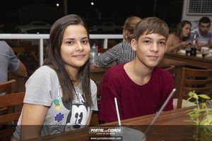 Metru's Pizzaria: Point do fim de semana