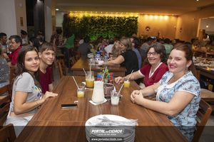 Metru's Pizzaria: Point do fim de semana
