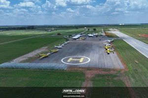 Show nos ares: Semana do Aviador encanta p&uacute;blico com inova&ccedil;&atilde;o e demonstra&ccedil;&otilde;es a&eacute;reas
