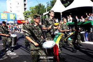 Desfile C&iacute;vico Mogi Mirim 2023