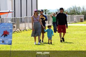 ACRO FEST MOGI 