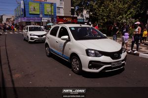 Desfile C&iacute;vico-Militar dos 249 Anos do Anivers&aacute;rio da Cidade