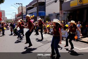 Desfile C&iacute;vico-Militar dos 249 Anos do Anivers&aacute;rio da Cidade