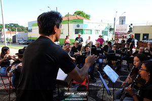 Desfile C&iacute;vico-Militar dos 249 Anos do Anivers&aacute;rio da Cidade