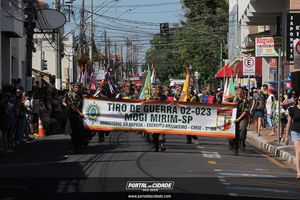 Desfile C&iacute;vico-Militar dos 249 Anos do Anivers&aacute;rio da Cidade