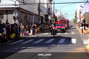 Desfile C&iacute;vico-Militar dos 249 Anos do Anivers&aacute;rio da Cidade