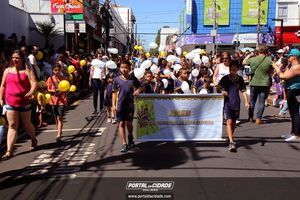 Desfile C&iacute;vico-Militar dos 249 Anos do Anivers&aacute;rio da Cidade