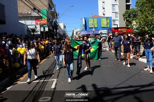 Desfile C&iacute;vico-Militar dos 249 Anos do Anivers&aacute;rio da Cidade