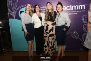 Vilma Dellafina assume o CMEC em evento na ACIMM