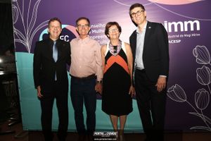 Vilma Dellafina assume o CMEC em evento na ACIMM