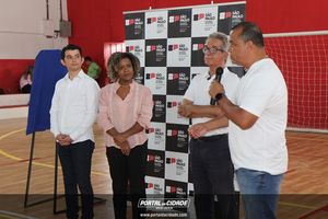 Inaugura&ccedil;&atilde;o da revitaliza&ccedil;&atilde;o do gin&aacute;sio da Vila Dias