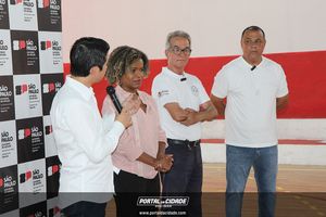 Inaugura&ccedil;&atilde;o da revitaliza&ccedil;&atilde;o do gin&aacute;sio da Vila Dias