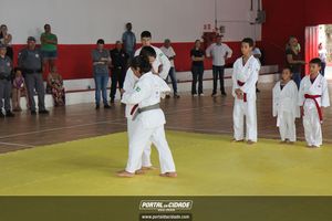 Inaugura&ccedil;&atilde;o da revitaliza&ccedil;&atilde;o do gin&aacute;sio da Vila Dias