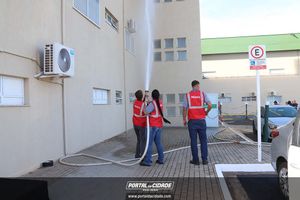 Simula&ccedil;&atilde;o de evacua&ccedil;&atilde;o em caso de inc&ecirc;ndio Hospital 22 de Outubro 