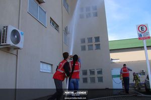 Simula&ccedil;&atilde;o de evacua&ccedil;&atilde;o em caso de inc&ecirc;ndio Hospital 22 de Outubro 