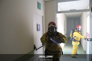 Simula&ccedil;&atilde;o de evacua&ccedil;&atilde;o em caso de inc&ecirc;ndio Hospital 22 de Outubro 
