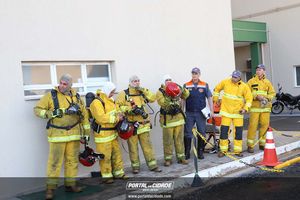 Simula&ccedil;&atilde;o de evacua&ccedil;&atilde;o em caso de inc&ecirc;ndio Hospital 22 de Outubro 