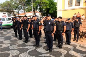 Desfile  C&iacute;vico e Hasteamento das Bandeiras no dia da Independ&ecirc;ncia