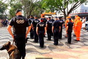 Desfile  C&iacute;vico e Hasteamento das Bandeiras no dia da Independ&ecirc;ncia