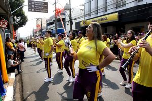 Desfile  C&iacute;vico e Hasteamento das Bandeiras no dia da Independ&ecirc;ncia