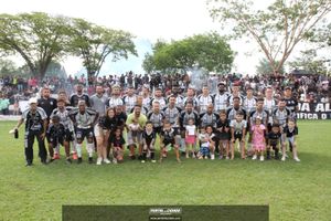 Vila Dias campe&atilde;o: confira imagens da final deste domingo na Santa Cruz 