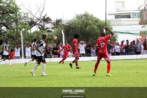 Vila Dias campe&atilde;o: confira imagens da final deste domingo na Santa Cruz 