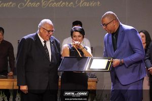 Medalha   Presidente  Jo&atilde;o  Teodoro Xavier