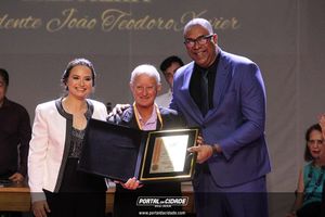 Medalha   Presidente  Jo&atilde;o  Teodoro Xavier