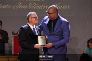 Medalha   Presidente  Jo&atilde;o  Teodoro Xavier