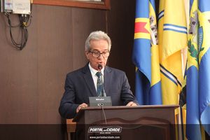 Posse de prefeito, vice-prefeita e vereadores para o mandato 2025-2028
