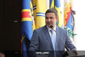 Posse de prefeito, vice-prefeita e vereadores para o mandato 2025-2028