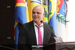 Posse de prefeito, vice-prefeita e vereadores para o mandato 2025-2028