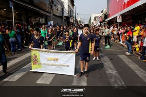Desfile  C&iacute;vico e Hasteamento das Bandeiras no dia da Independ&ecirc;ncia