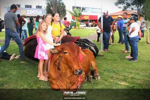 13&ordm; Desfile de Carro de Boi em Nova Resende