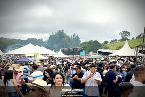 14&ordf; Queima do Alho em Nova Resende