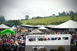 14&ordf; Queima do Alho em Nova Resende