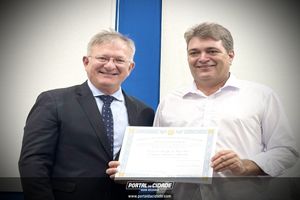 Diploma&ccedil;&atilde;o dos eleitos: Nova Resende, Bom Jesus da Penha e Monte Belo