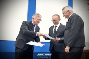Diploma&ccedil;&atilde;o dos eleitos: Nova Resende, Bom Jesus da Penha e Monte Belo