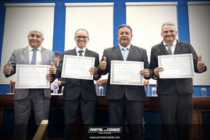 Diploma&ccedil;&atilde;o dos eleitos: Nova Resende, Bom Jesus da Penha e Monte Belo