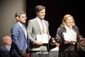 Posse do Chefe de Departamento e do Delegado Regional de Po&ccedil;os de Caldas e Entrega da Medalha de Distin&ccedil;&atilde;o Policial Civil e do Certificado Destaque Profissional