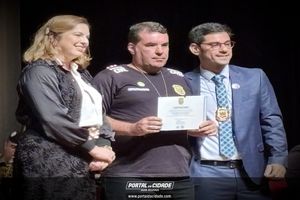 Posse do Chefe de Departamento e do Delegado Regional de Po&ccedil;os de Caldas e Entrega da Medalha de Distin&ccedil;&atilde;o Policial Civil e do Certificado Destaque Profissional