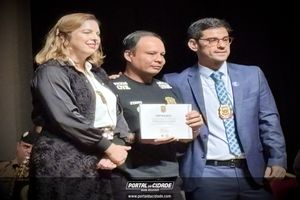 Posse do Chefe de Departamento e do Delegado Regional de Po&ccedil;os de Caldas e Entrega da Medalha de Distin&ccedil;&atilde;o Policial Civil e do Certificado Destaque Profissional