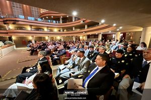 Posse do Chefe de Departamento e do Delegado Regional de Po&ccedil;os de Caldas e Entrega da Medalha de Distin&ccedil;&atilde;o Policial Civil e do Certificado Destaque Profissional