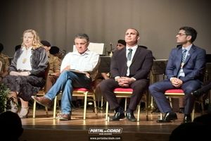 Posse do Chefe de Departamento e do Delegado Regional de Po&ccedil;os de Caldas e Entrega da Medalha de Distin&ccedil;&atilde;o Policial Civil e do Certificado Destaque Profissional