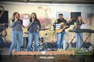 1&ordf; Feira Agropecu&aacute;ria, Comercial e Industrial de Pet&uacute;nia - FACIP