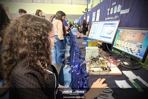 Talento e conhecimento marcam a Feira EMTI em A&ccedil;&atilde;o na Escola Padre Luiz Moreno