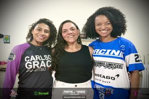 Elas Inspiram: partilha, energia e dan&ccedil;a